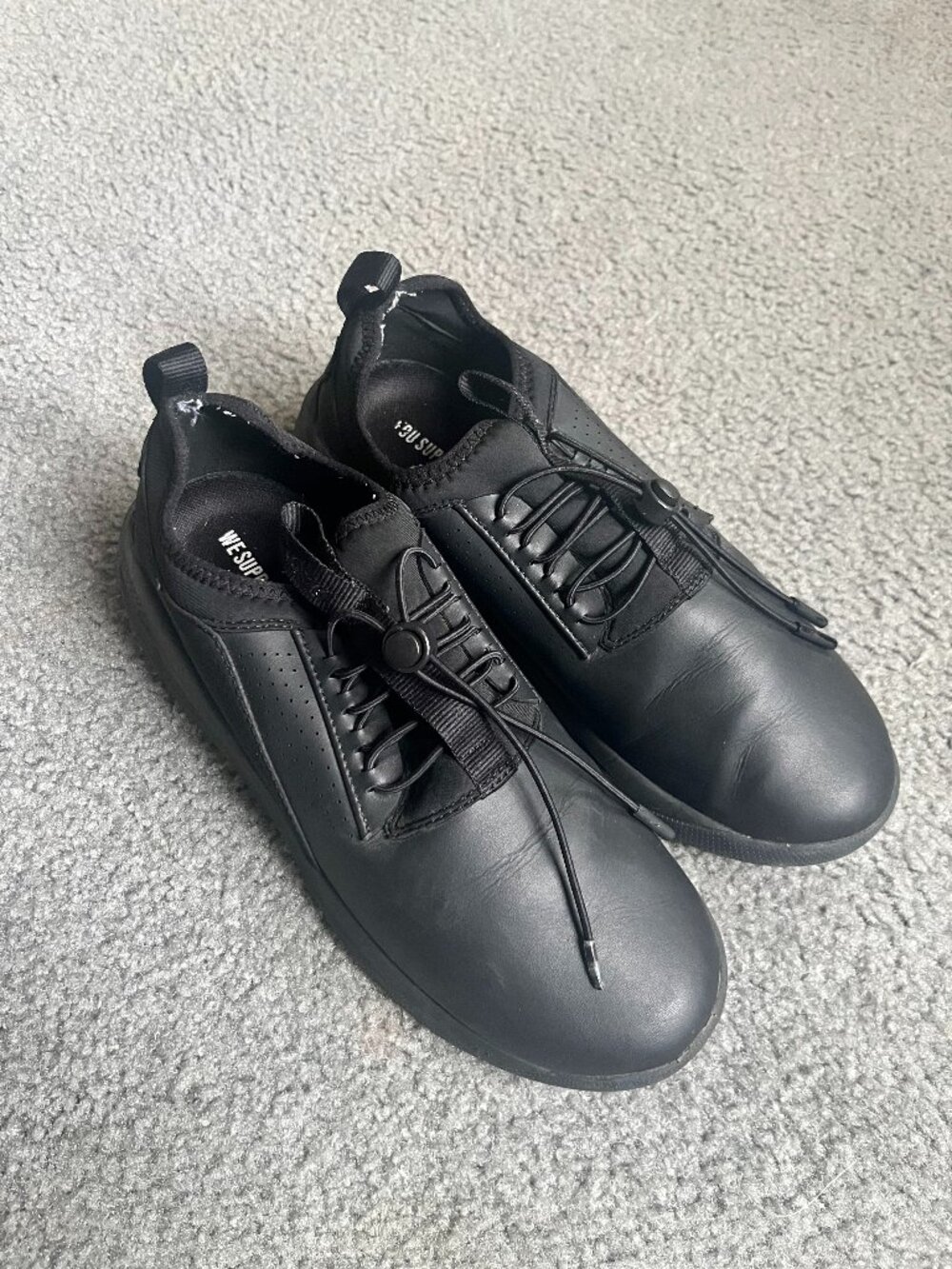 Womens All Black Clove Nursing Shoes